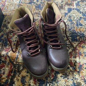 Kodiak Leather Waterproof Boots, barely used, size 7.5
